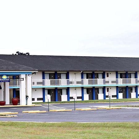 Days Inn By Wyndham Kings Dominion ดอสเวลล์ ภายนอก รูปภาพ
