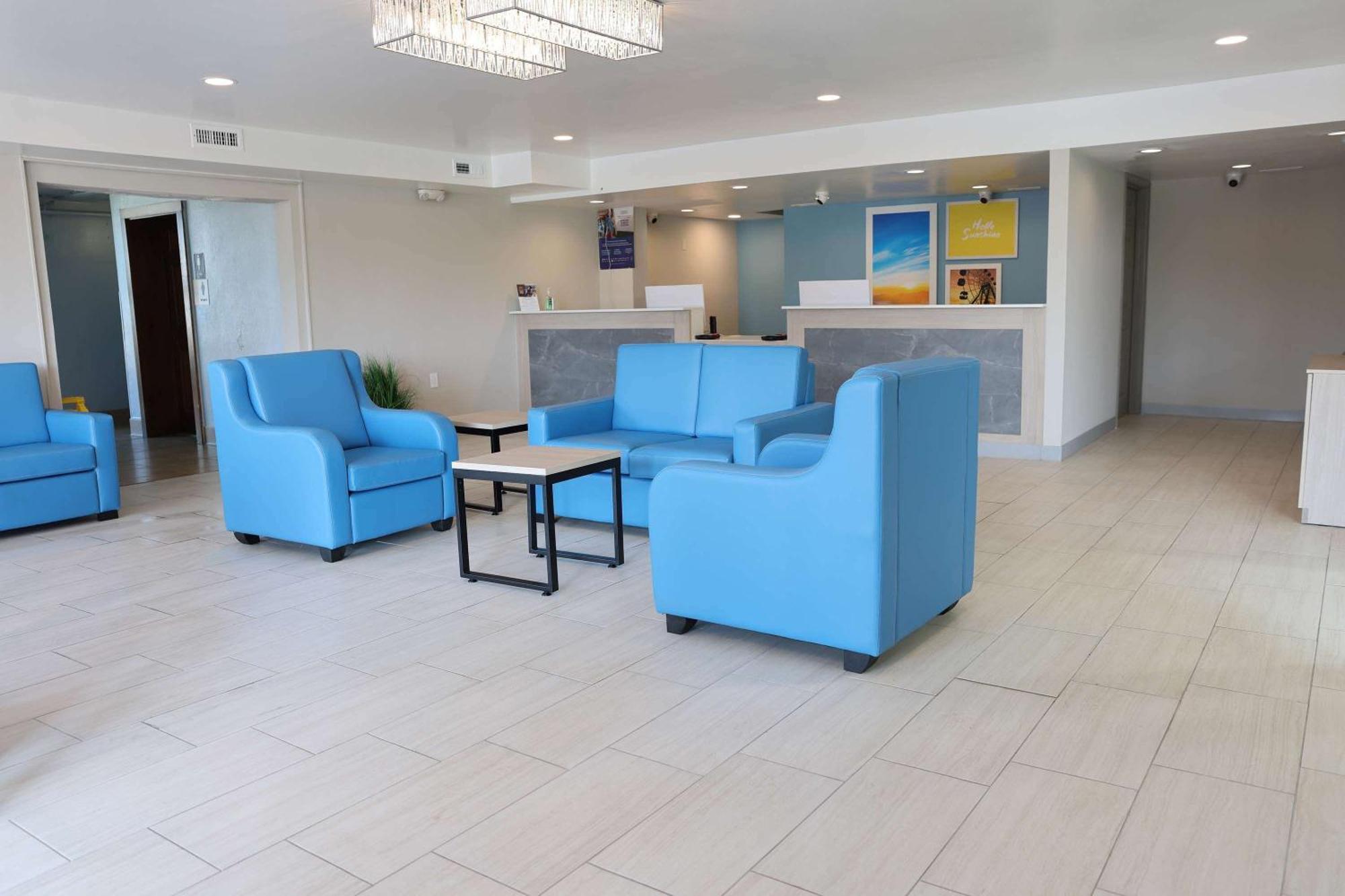 Days Inn By Wyndham Kings Dominion ดอสเวลล์ ภายนอก รูปภาพ