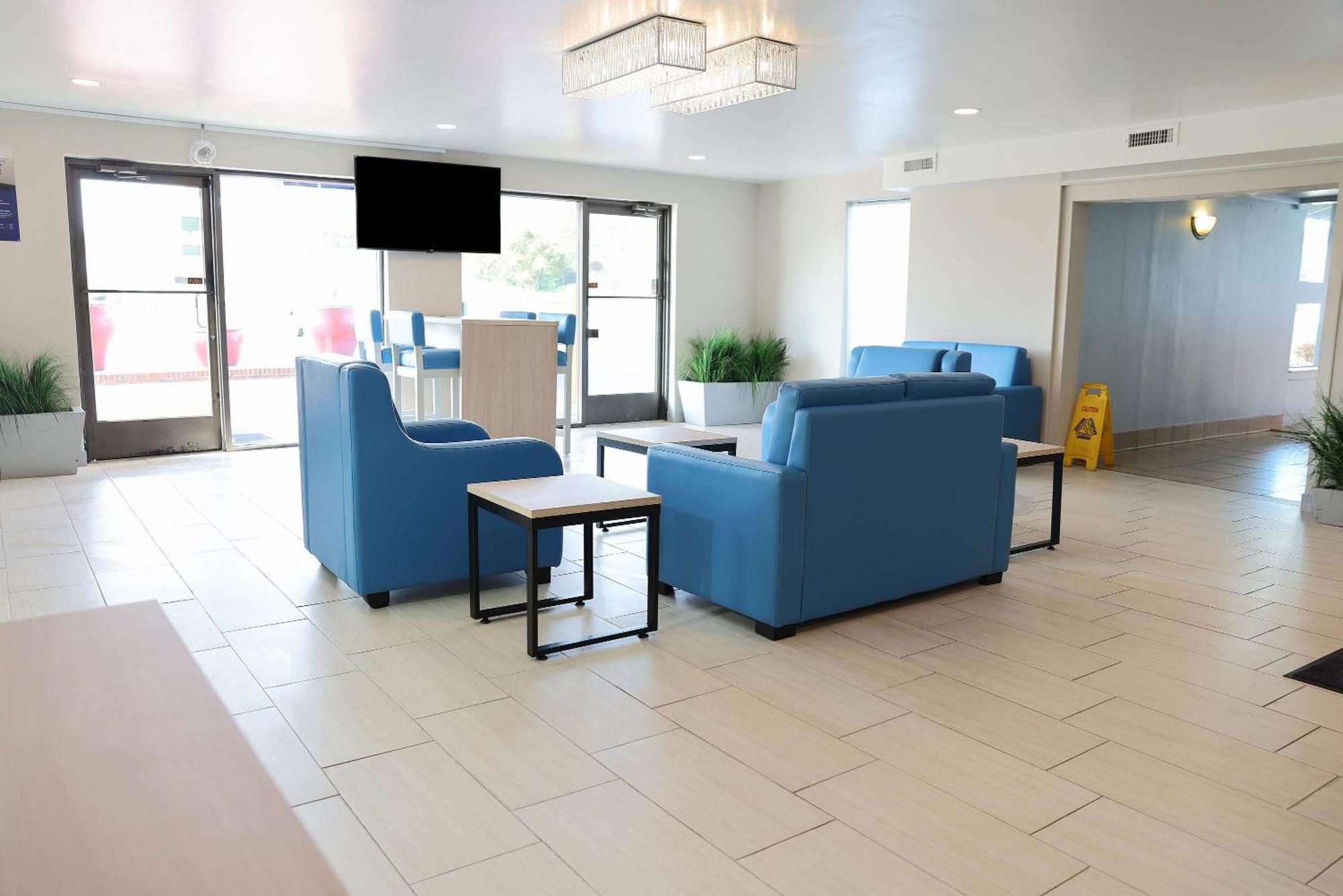 Days Inn By Wyndham Kings Dominion ดอสเวลล์ ภายนอก รูปภาพ